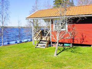 6 person holiday home in GULLSPåNG-By Traum