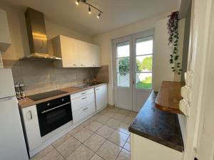 Maisons de vacances La maison de Sophie a Saint Pol de Leon : photos des chambres