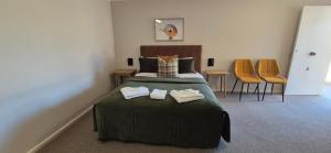 Molong The Molong Motor Inn Hotel room