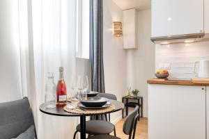 Appartements T2 design proche Paris et du Bois de Vincennes : photos des chambres