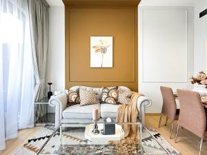 Modern 1BR Haven in Prime JVC Spot