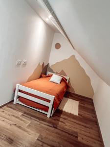 Maisons de vacances Duplex, hyper-central - piscine privee - garage : photos des chambres