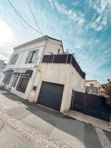 Maisons de vacances Duplex, hyper-central - piscine privee - garage : photos des chambres