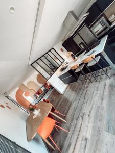 Maisons de vacances Duplex, hyper-central - piscine privee - garage : photos des chambres