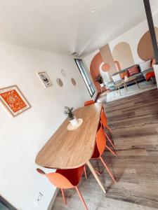 Maisons de vacances Duplex, hyper-central - piscine privee - garage : photos des chambres