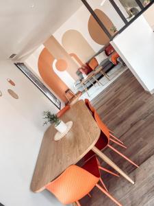 Maisons de vacances Duplex, hyper-central - piscine privee - garage : photos des chambres