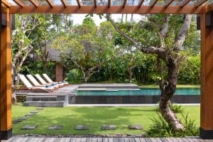 Villa Bangkuang by Nakula