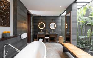 Villa Bangkuang by Nakula