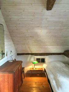 Traditional Farmhouse By Lake Dämba On Fårö