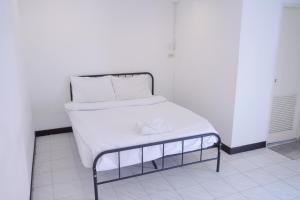 Bob House Patong Beach Phuket - โกอินน์ ป่าตอง