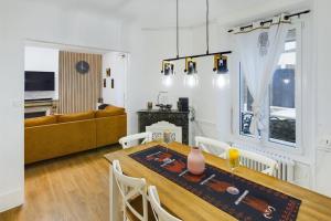 Maisons de vacances La Champenoise - Private Garden with Covered Patio : photos des chambres