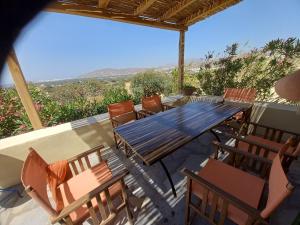 Katzilieris Country House