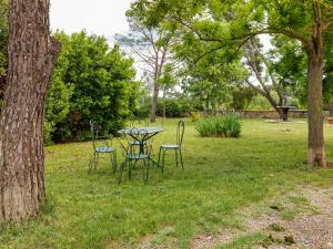 Appartements Apartment with pool amid vineyards and near the beach : photos des chambres