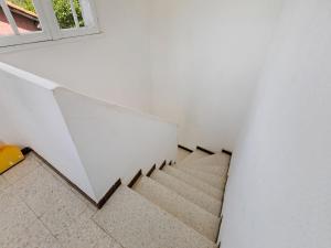 Appartements Apartment with pool amid vineyards and near the beach : photos des chambres