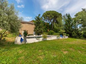 Appartements Apartment with pool amid vineyards and near the beach : photos des chambres