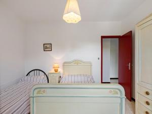 Appartements Apartment with pool amid vineyards and near the beach : photos des chambres