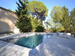Appartements Apartment with pool amid vineyards and near the beach : photos des chambres