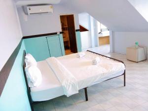 XX Mitr Inn Phuket Oldtown