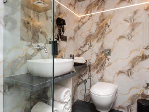 HOTEL BREEZE BAYex bkc