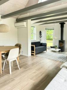 Thatched Cottage Near Øer Beach And Ebeltoft