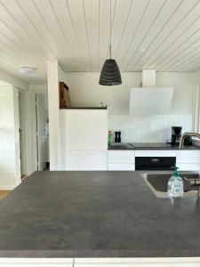 Thatched Cottage Near Øer Beach And Ebeltoft