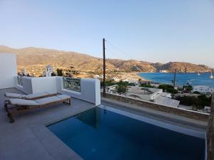 Anemone I w Private Pool 5 minute from beach