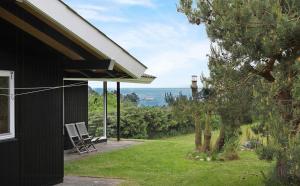 Family House With Sea View By Lynæs Beach