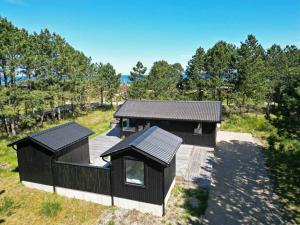 Holiday Home With Hot Tub In Sjællands Odde - 3hvězdičkové hotely ve městě Yderby