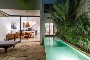 Glamours Stay - 2 Bedrooms Villa in Canggu