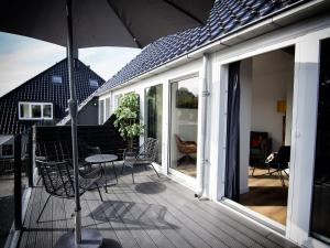 Bright apartment within walking distance of the Sneekermeer