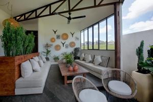 Villa Gaia - Brand new 4 bedrooms villa with rice field view