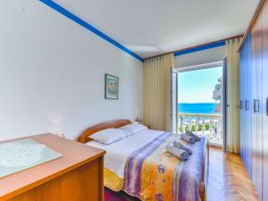 Apartments in House Liveric, in Vir at the beach