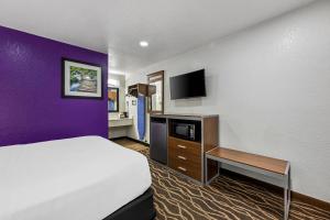 Rodeway Inn Carlsbad Caverns Area