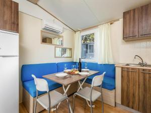 Mobile homes Rosemary in camping Strasko, Novalja 