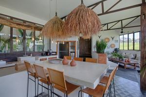 Villa Gaia - Brand new 4 bedrooms villa with rice field view