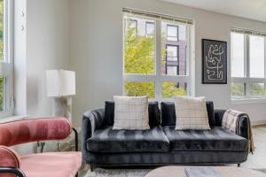 Blueground St Elizabeths pool nr Brighton Park BOS-1190