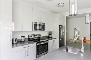 Blueground St Elizabeths pool nr Brighton Park BOS-1190