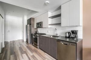 Blueground Downtown rooftop nr Marymoor Park SEA-896