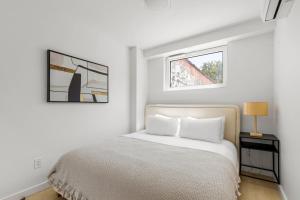 Blueground Williamsburg view nr East River NYC-1958