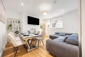 Gloucester Residence