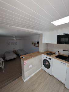 Apartment located near the beach