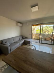 Appartements Golf-Juan Apartment 300m de la mer : Appartement 1 Chambre