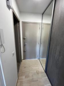 Appartements Golf-Juan Apartment 300m de la mer : photos des chambres