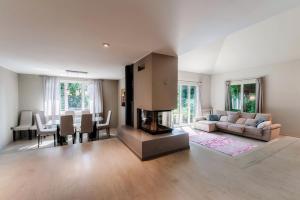 Villa Marta by Quokka 360 - Elegant Villa in the Hills of Como