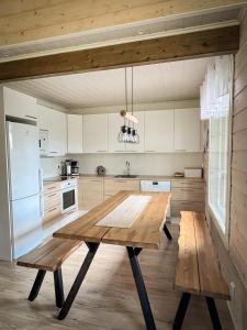 Villa Levi Snowlight, Modern & cozy cabin & 2 ski passes