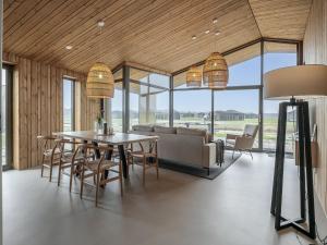 Lovely holiday home in Wissenkerke with garden