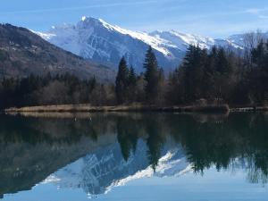 Newly renovated apartment in Verchaix Morillon