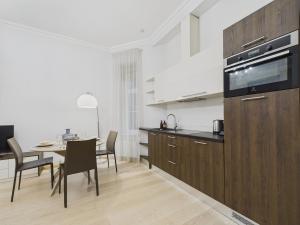 1BR Apartment in a Renovated Historic Building