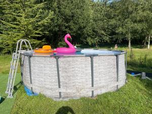 Maisons de vacances Les Gites de Montinazeau - set in beautiful countryside with free Wi-Fi and heated 5m plunge pool : photos des chambres