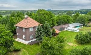 Private House with Sauna, Jacuzzi and Hawaiian Hothouse Spa